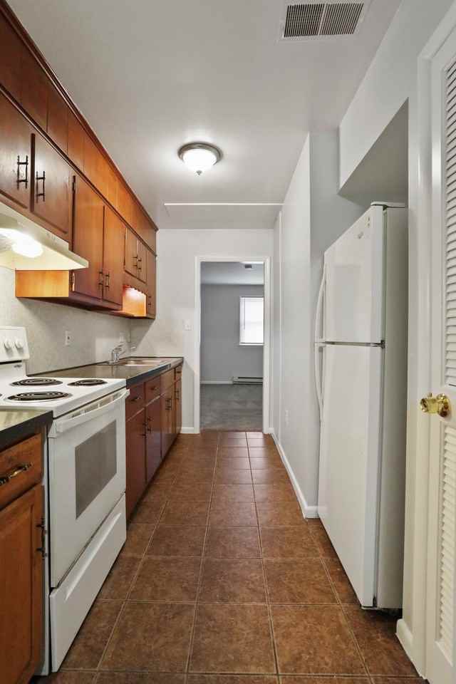 1309 N East St Apt A2 #A2 - Photo 7 of 24