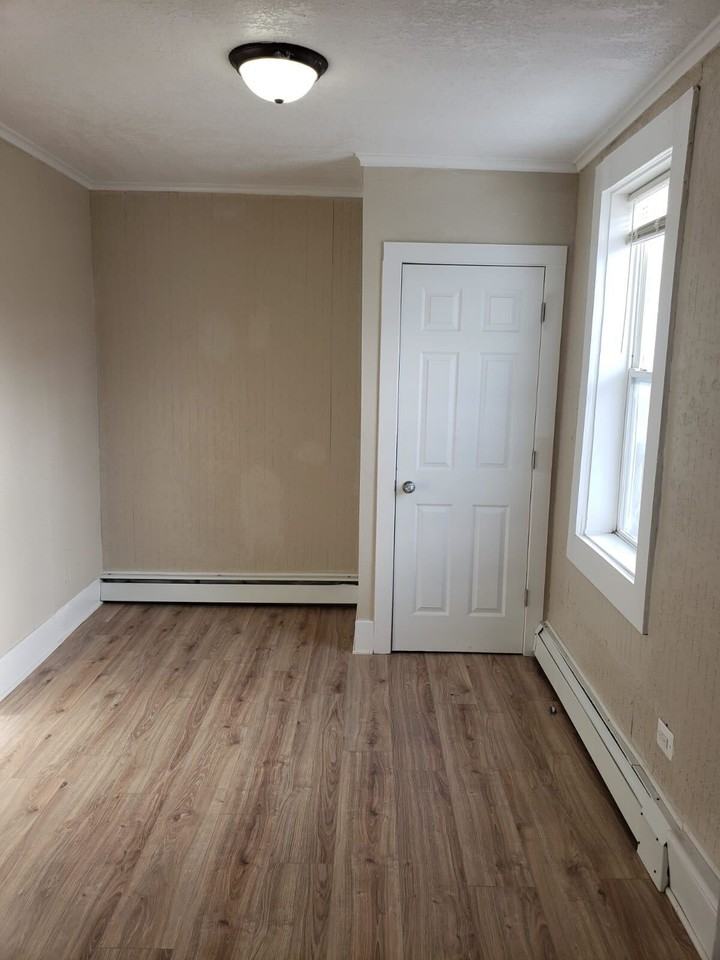 1012 7th Street East #0 - Photo 3 of 11