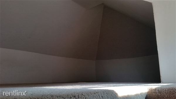 1504 E Michigan Ave - Photo 2 of 9