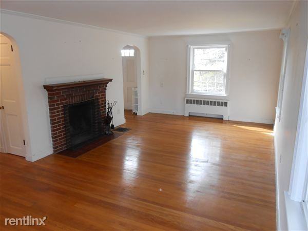 66 Carlisle Rd - Photo 3 of 8