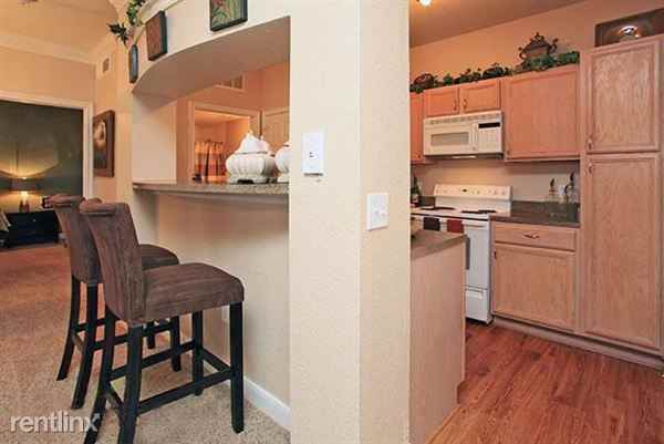 Babcock @ Huebner - Photo 3 of 26