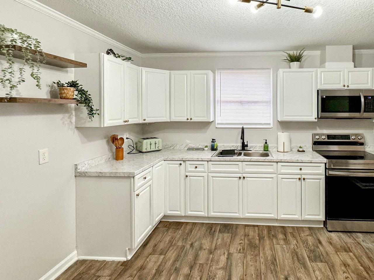 Loyola Dr N - Photo 5 of 25