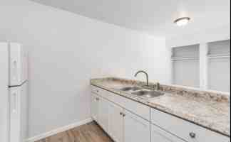 featured image of 1300 Georgetown Blvd