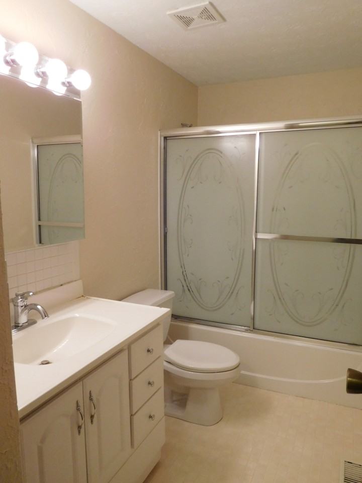 10311 Smugglers Cove - Photo 3 of 27