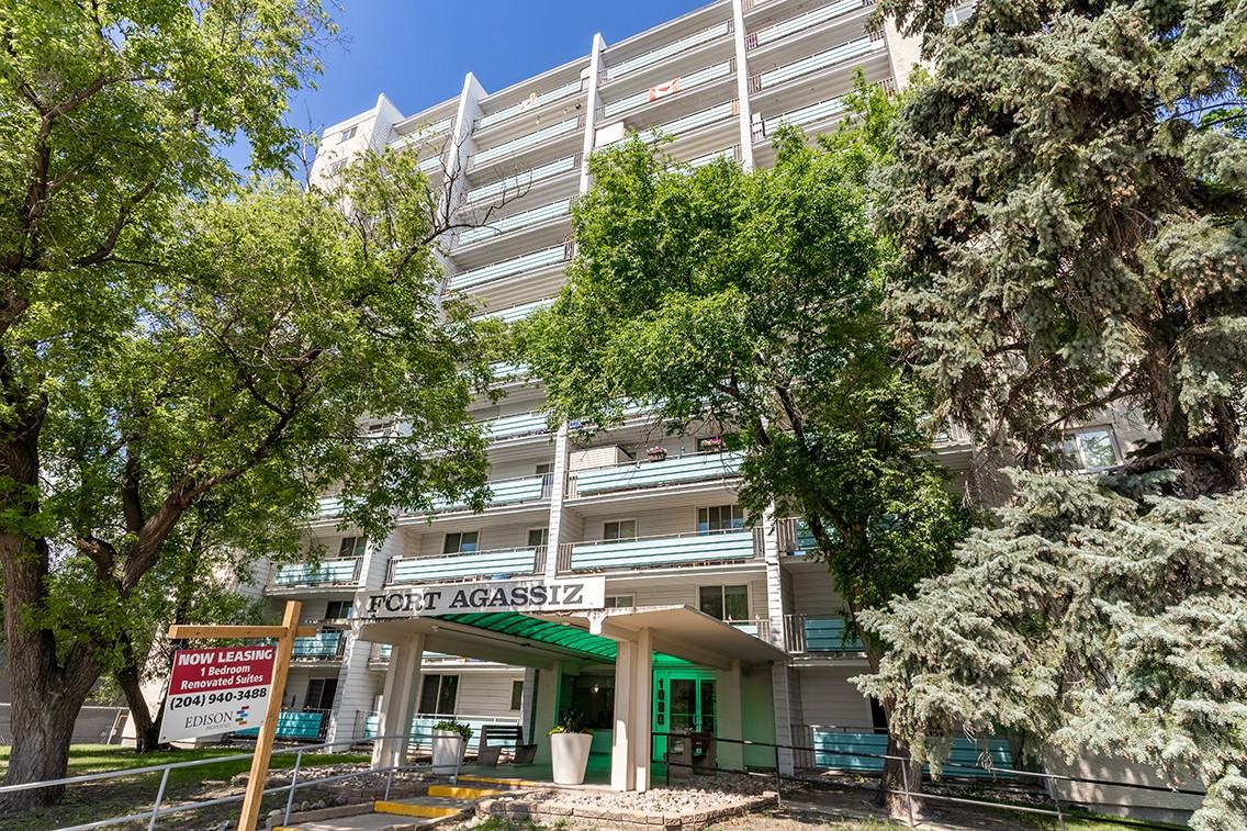 Fort Agassiz - Photo 2 of 15