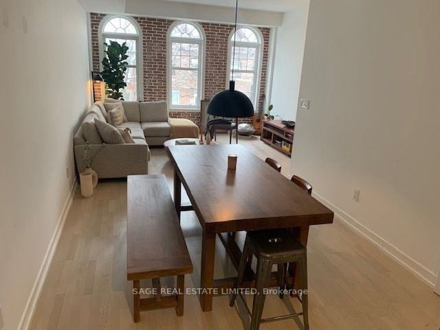 140 Broadview Avenue