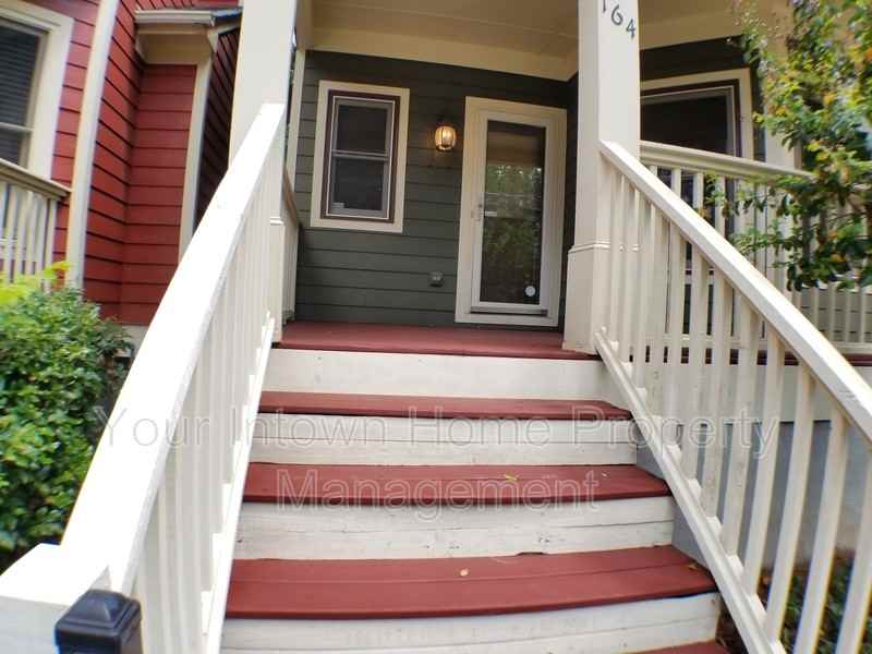164 Fulton Way Se - Photo 4 of 33