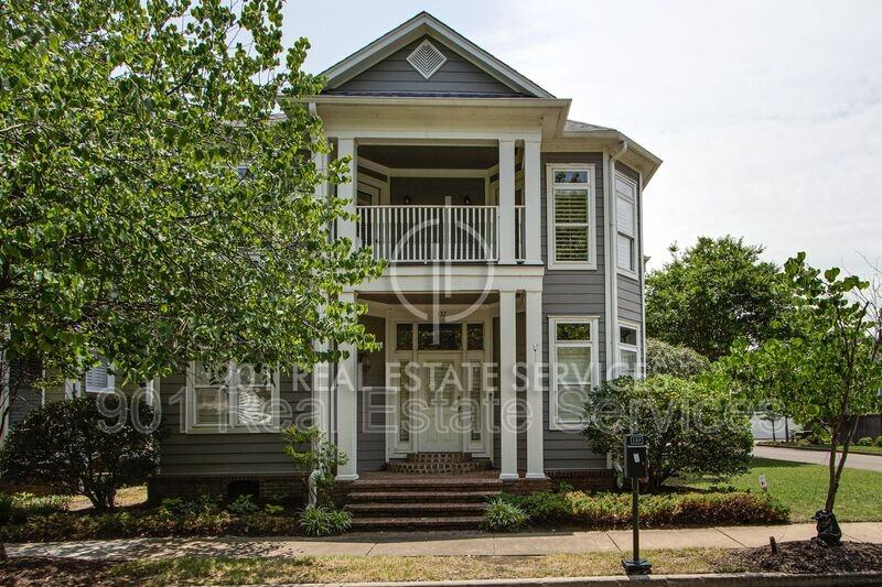 137 Harbor Point Ln - Photo 2 of 29