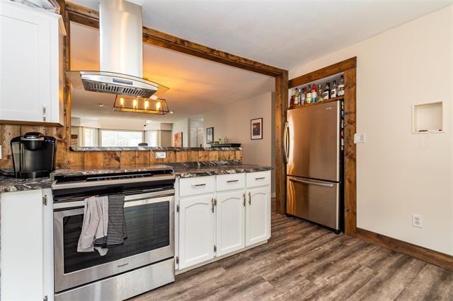 19864 Peter St #1 - Photo 3 of 17