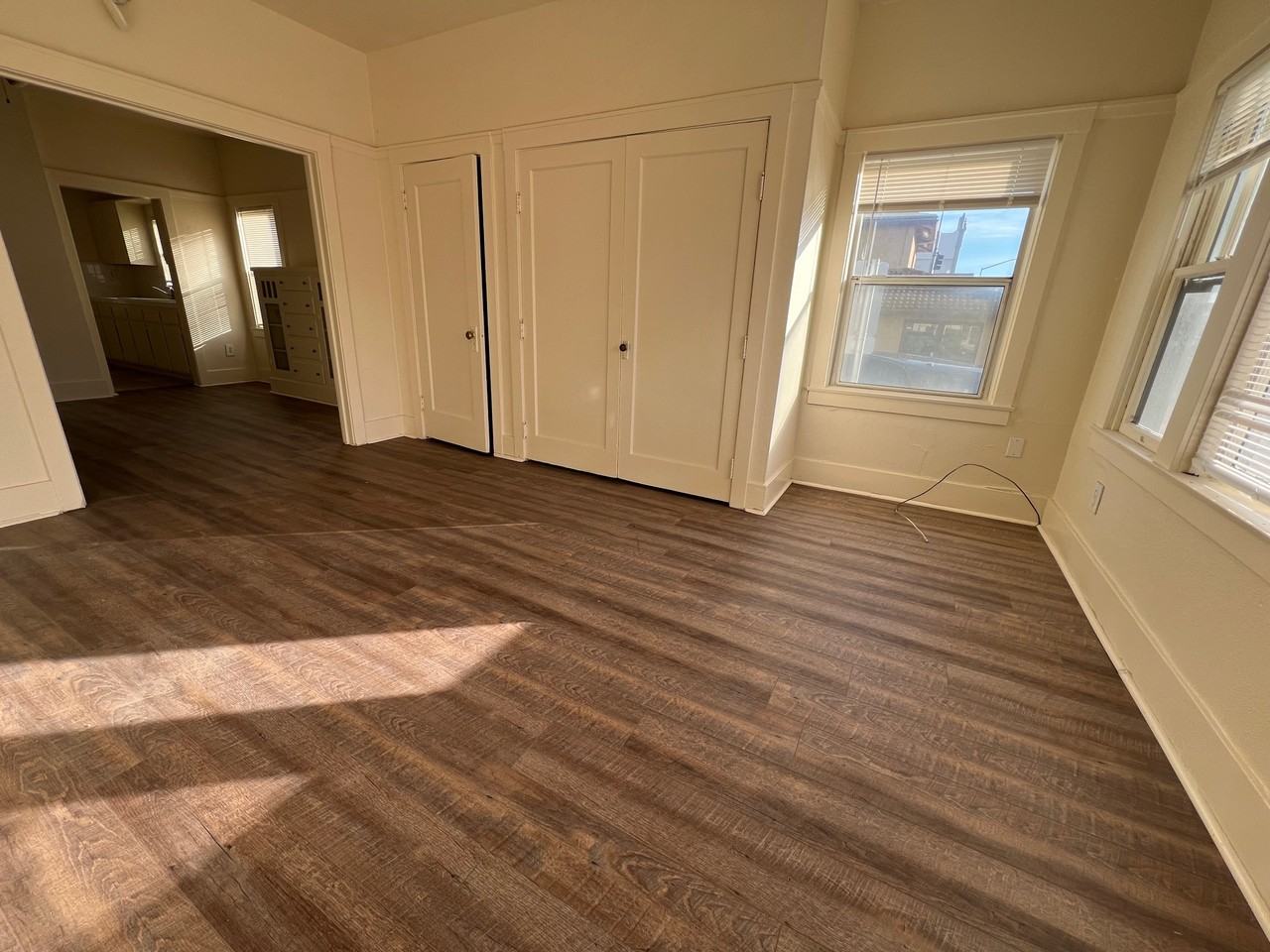 611 E Street - 1 #1 - Photo 3 of 13