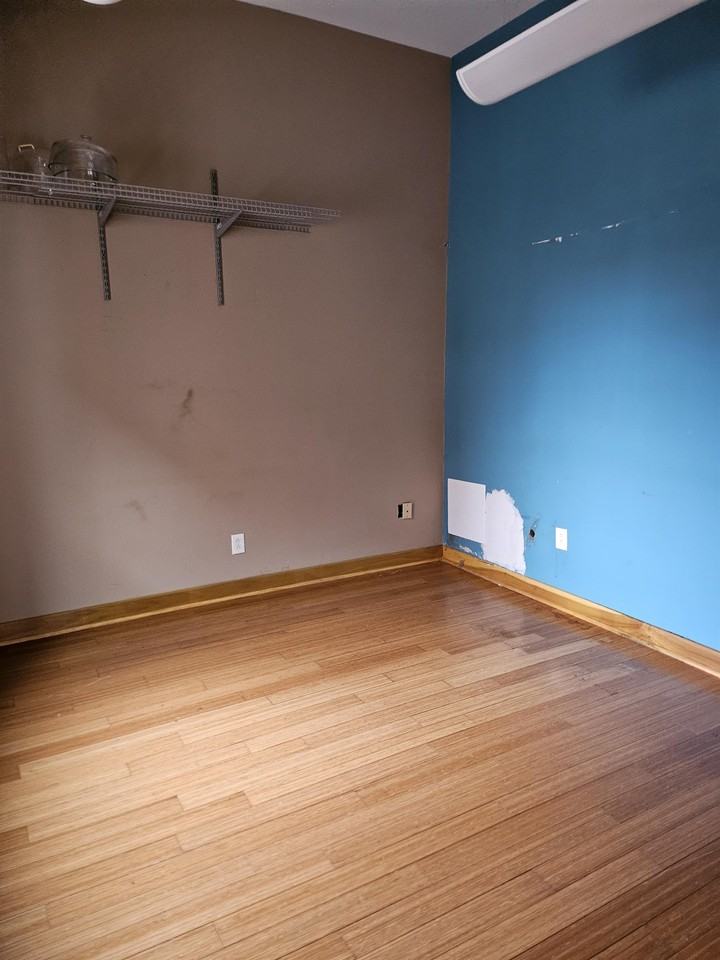 1222 Pike St #1 - Photo 2 of 4