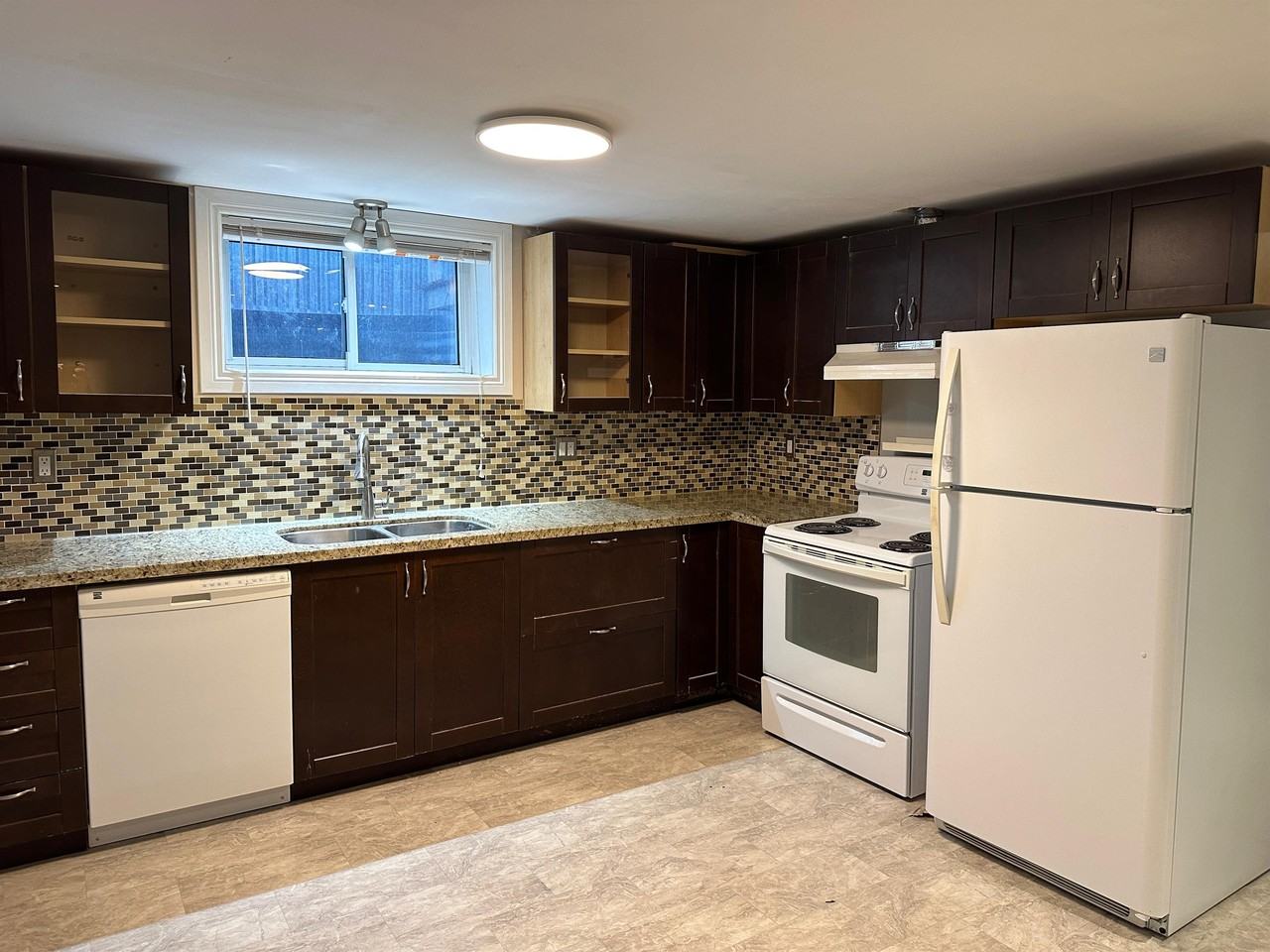 81 Parkway Crescent #BS - Photo 4 of 12