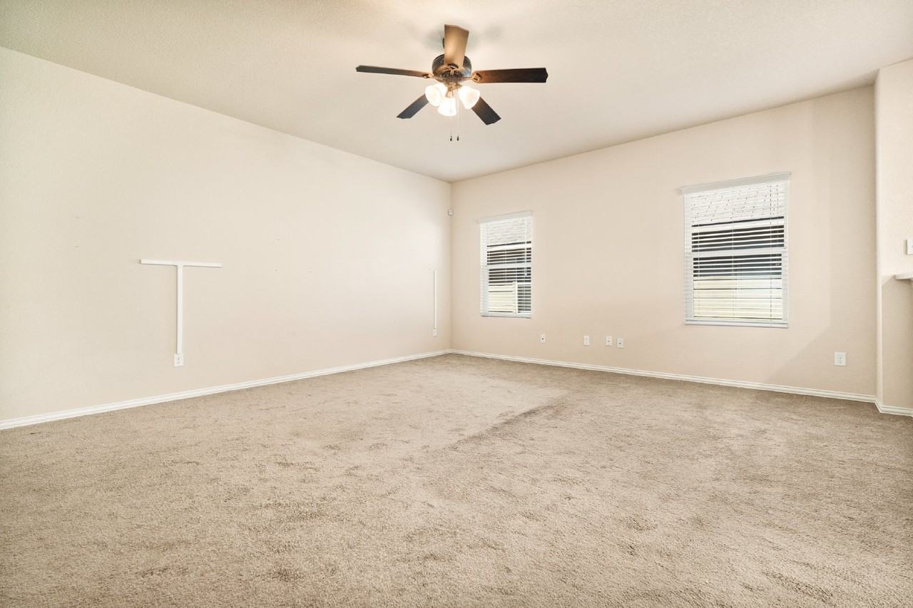 12103 Patton Pt - Photo 6 of 25