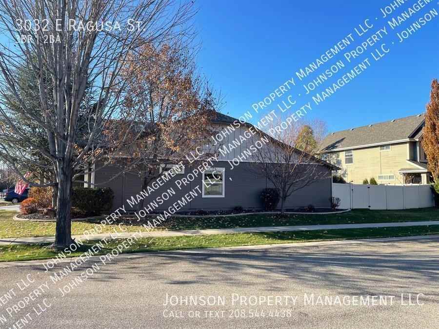 3032 E Ragusa St - Photo 2 of 21