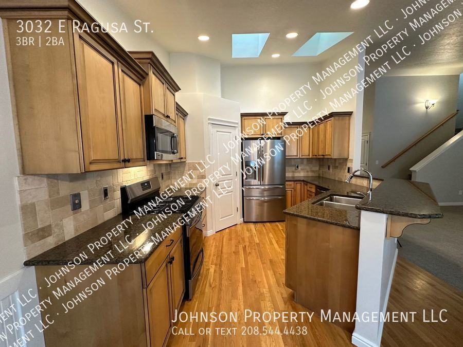 3032 E Ragusa St - Photo 6 of 21