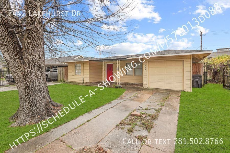 7442 Lakehurst Dr - Photo 2 of 17