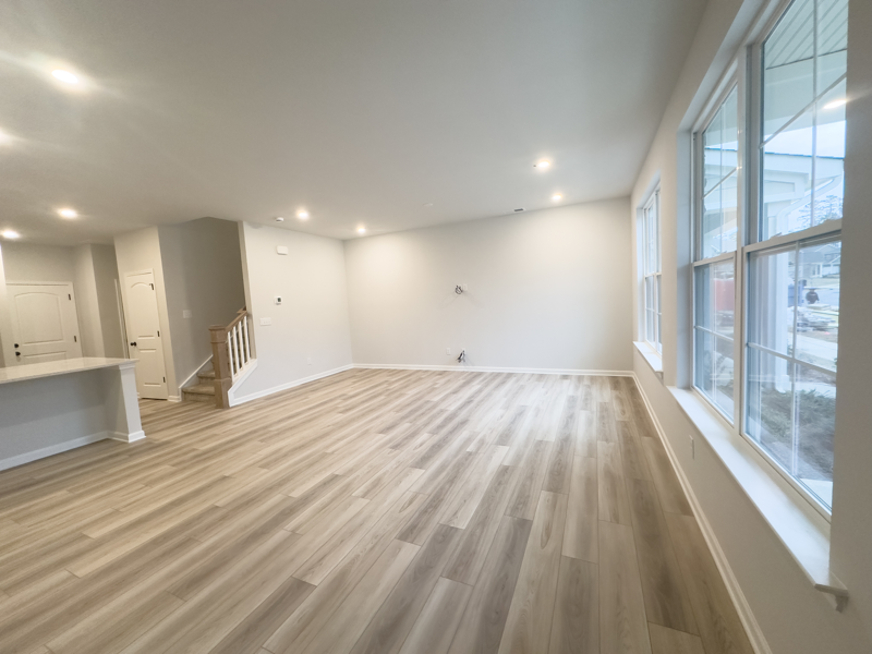 5224 Kinsbridge Dr - Photo 5 of 21