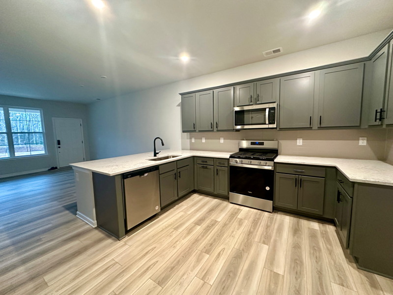 5224 Kinsbridge Dr - Photo 7 of 21