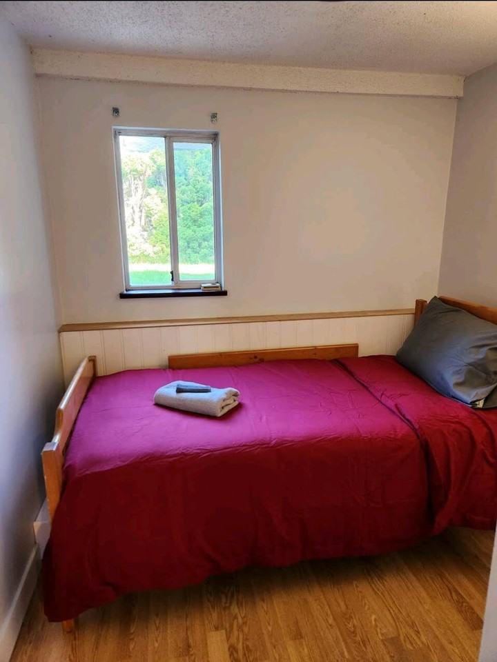 651 Linton Street - Photo 4 of 13