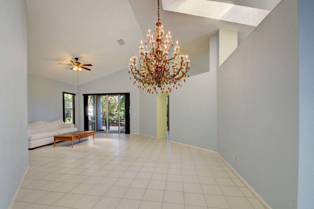 9185 Baybury Ln #NA - Photo 3 of 22