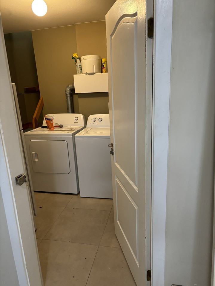 7637 Imperial Street - Photo 7 of 8