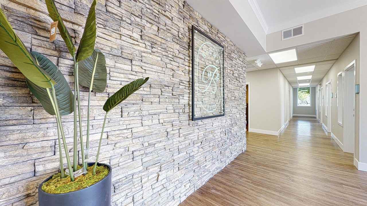 3321 173rd PL NE, Ste 104 - Photo 2 of 9