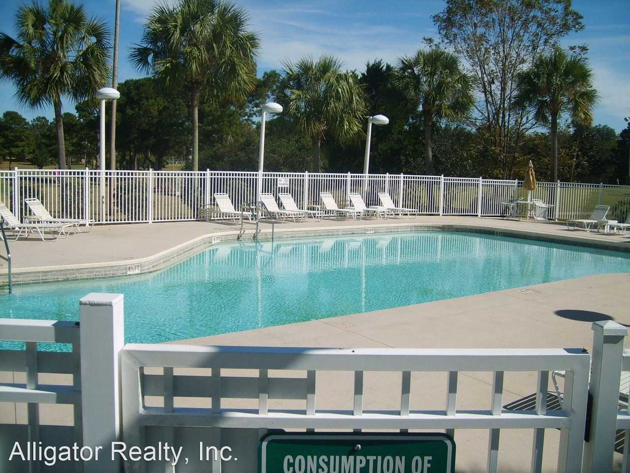 13200 West Newberry Road - Photo 2 of 9