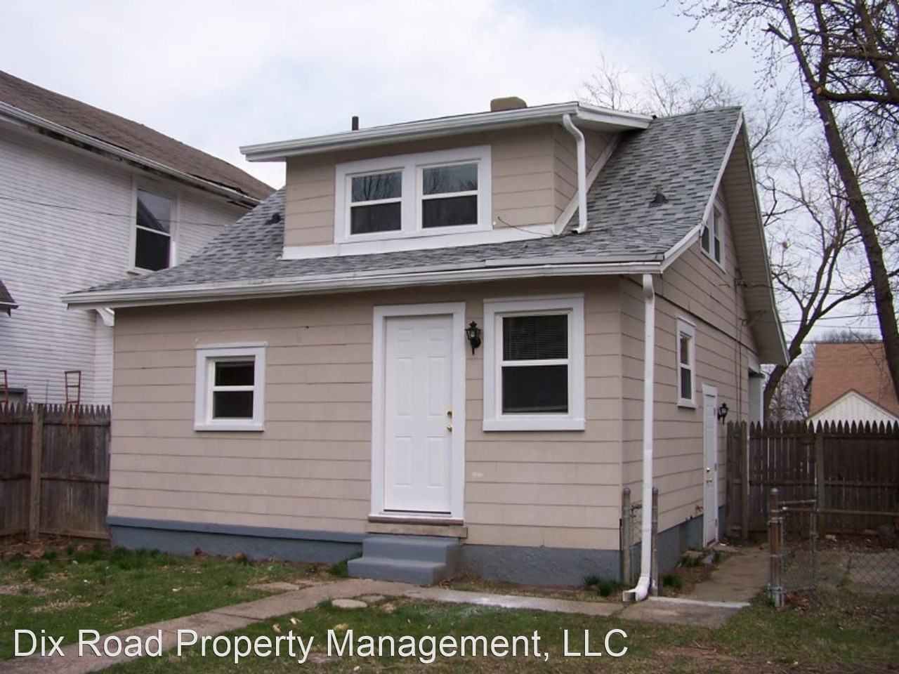 3712 Wayne Ave - Photo 2 of 22