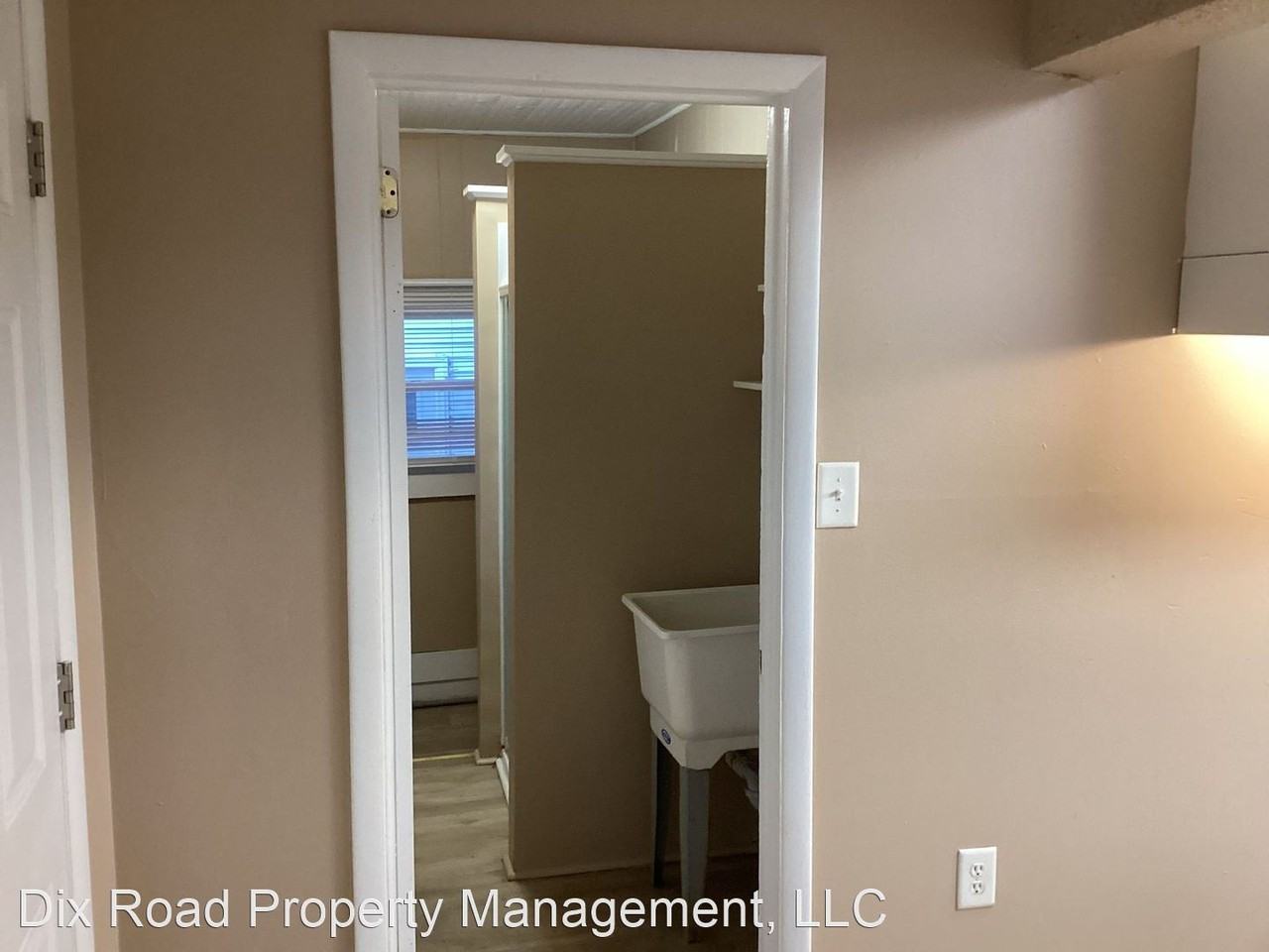 3712 Wayne Ave - Photo 3 of 22