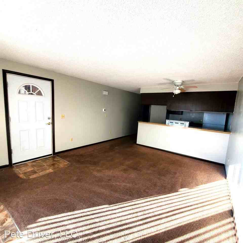Prairieview Drive - Photo 3 of 5