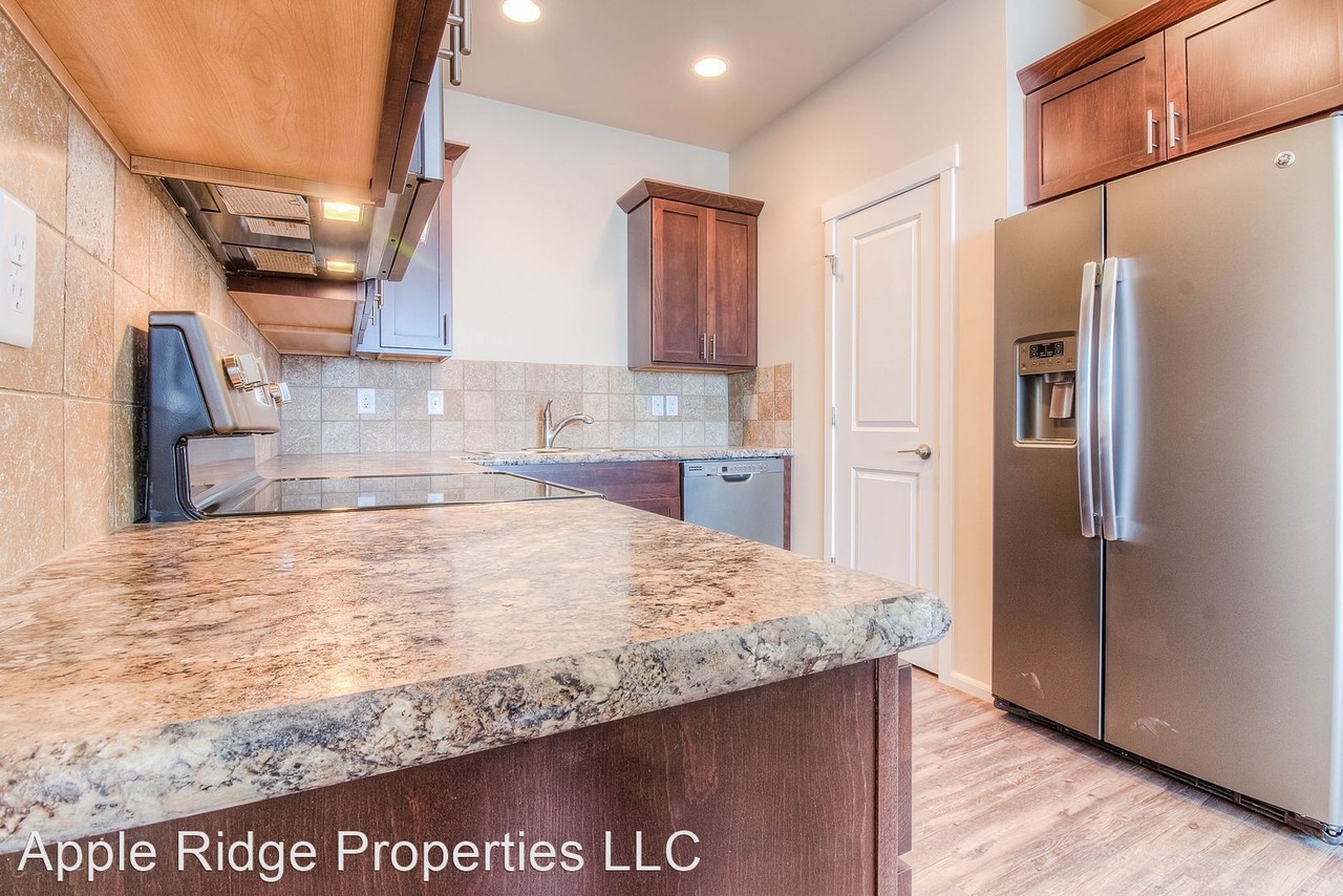 2407 Woolsey Rd - Photo 3 of 24