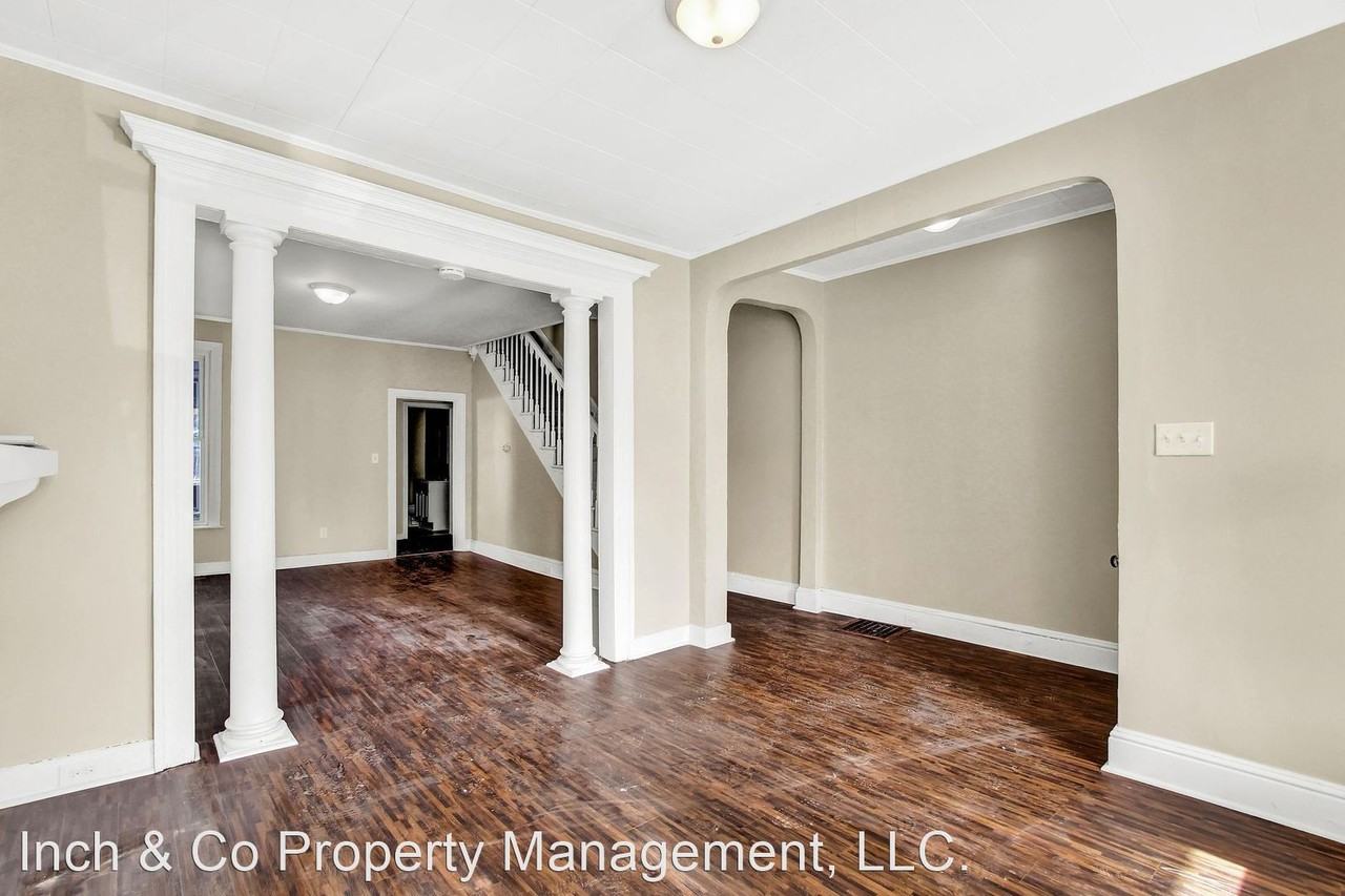 155 W Maple St - Photo 2 of 19