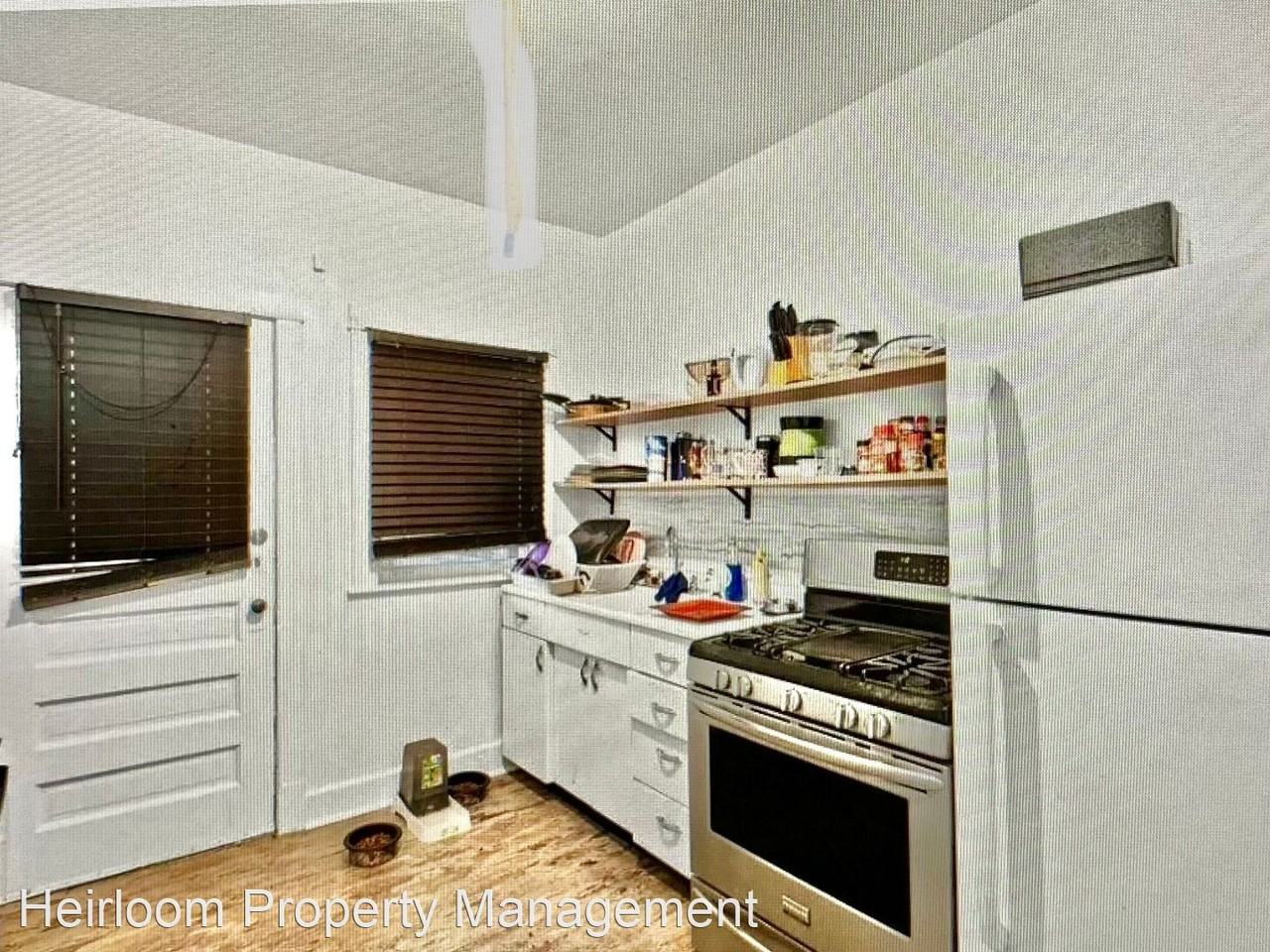 977 - 979 88th Ave W - Photo 2 of 8