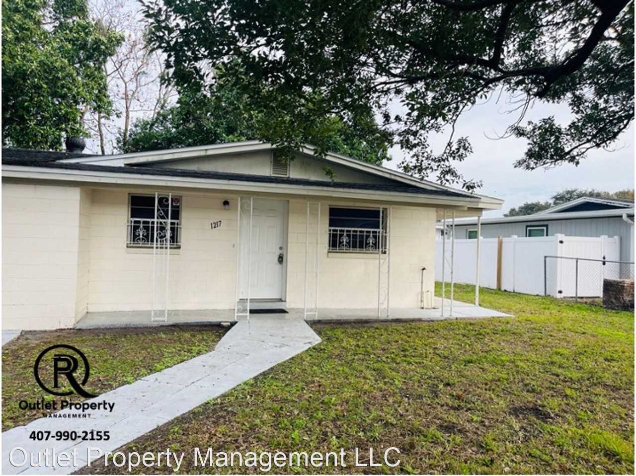 1217 Gay Street - Photo 2 of 17