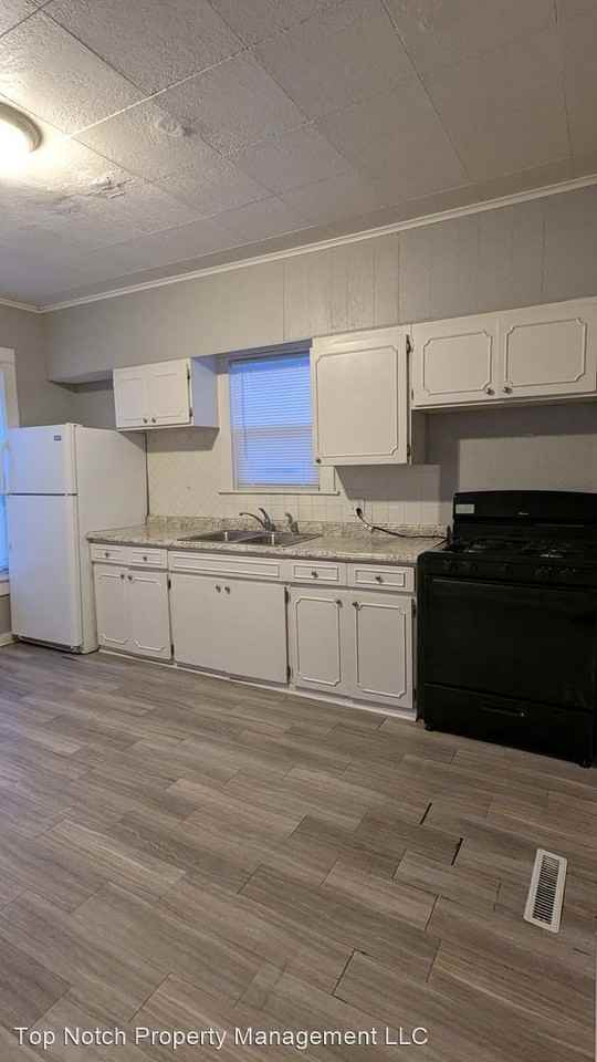 540 16th Ave - Photo 2 of 18