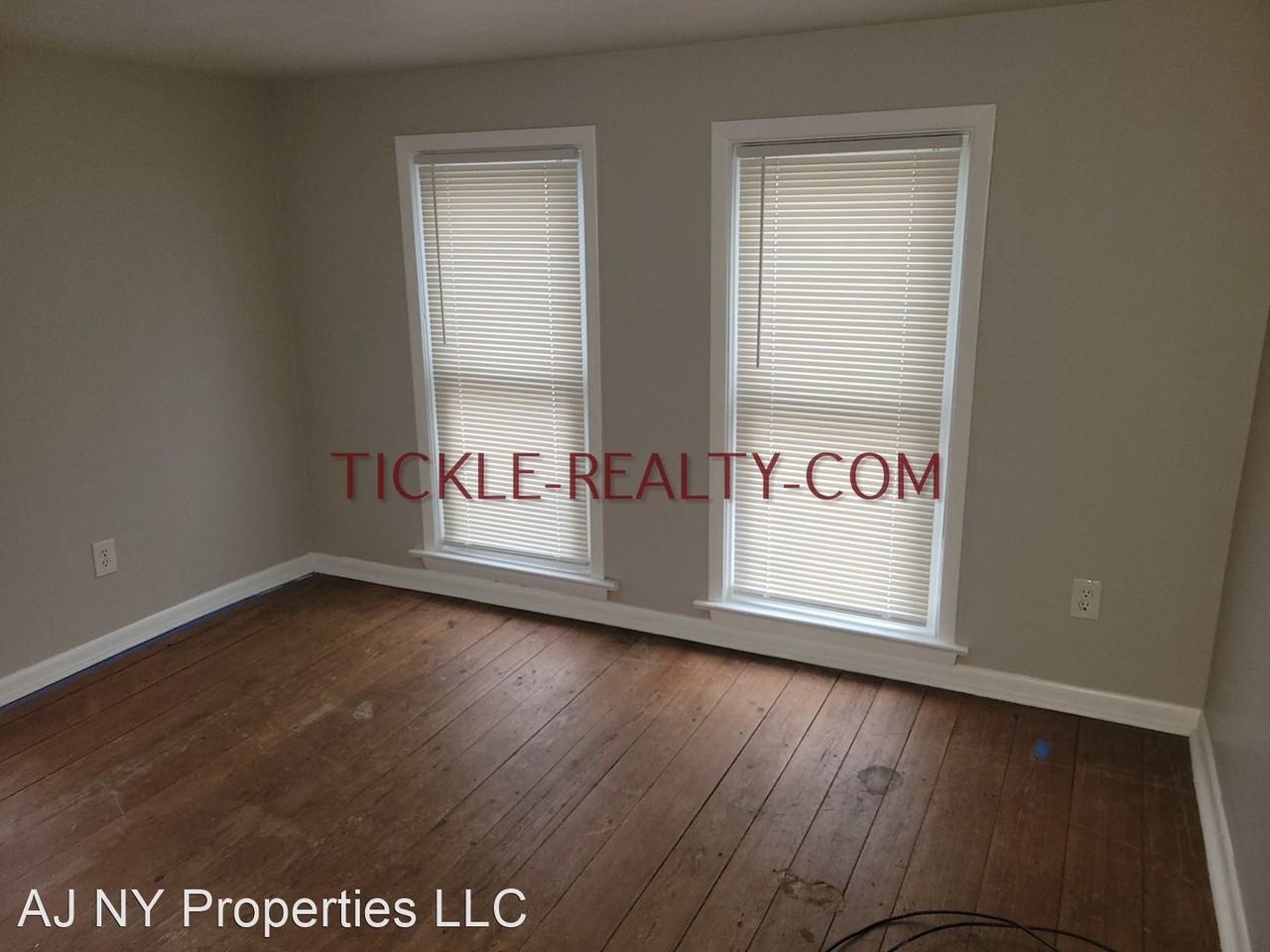 71 Henrietta St - Photo 2 of 10