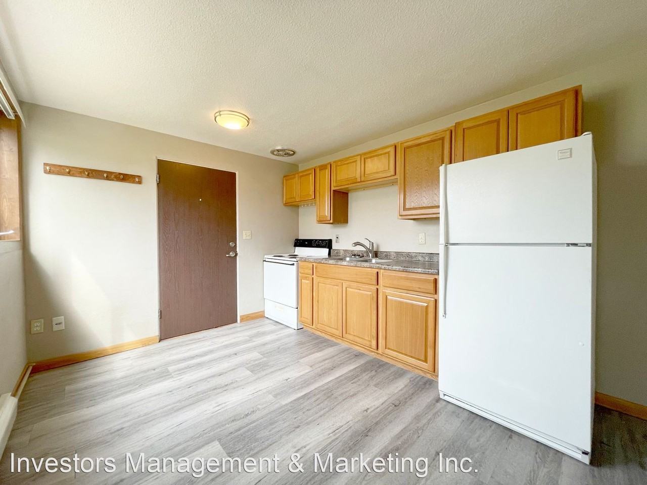 Fairmont Apartments - Photo 2 of 19