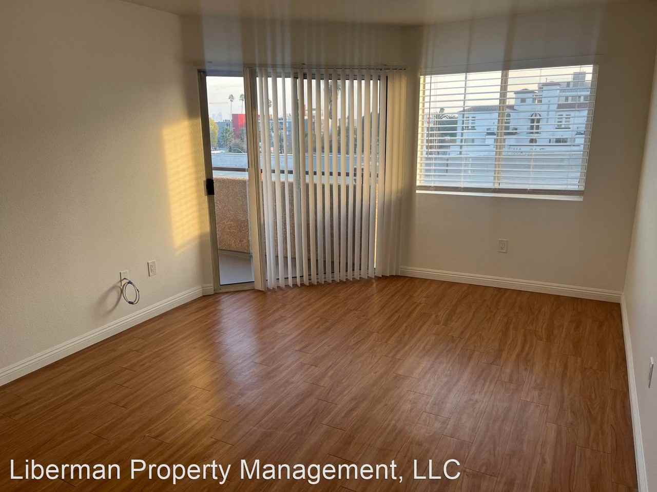 1720 Taft Ave - Photo 2 of 6