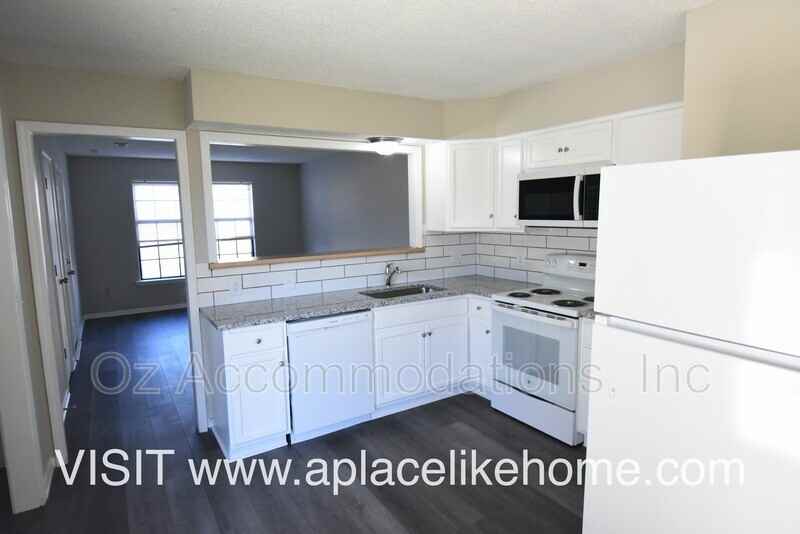 912 S Edgebrook St #D