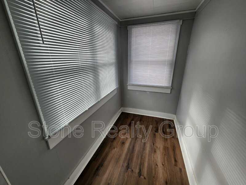 1417 S 19th St - Photo 6 of 15