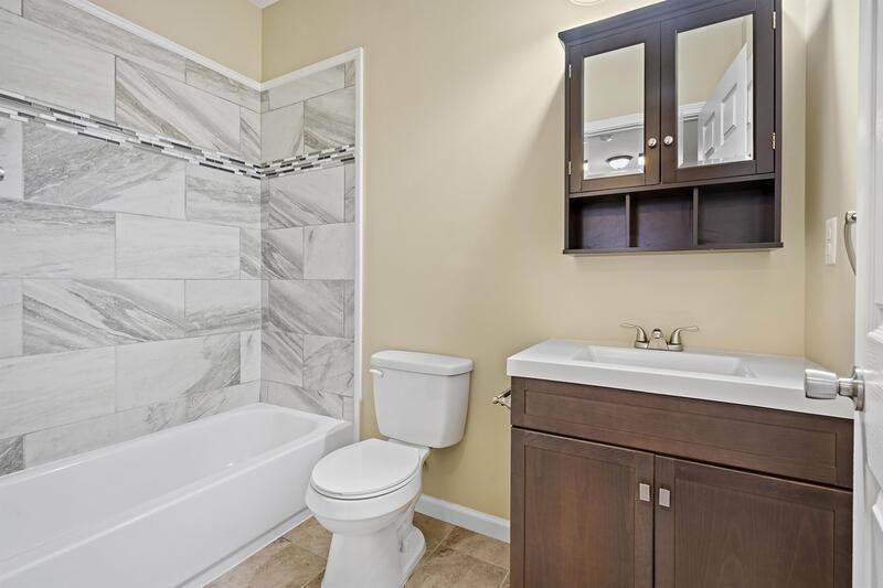 438 Elm St - Photo 5 of 13