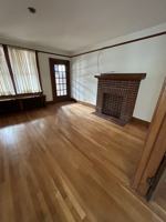 featured image of 420 Short St #4