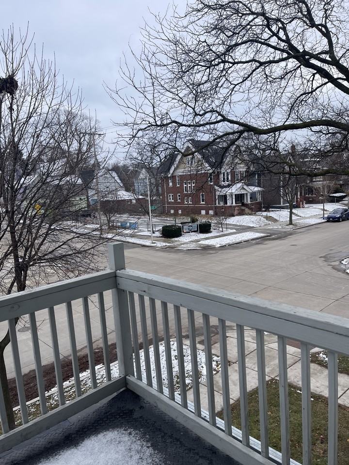 206 W Clarke St #4 - Photo 2 of 11