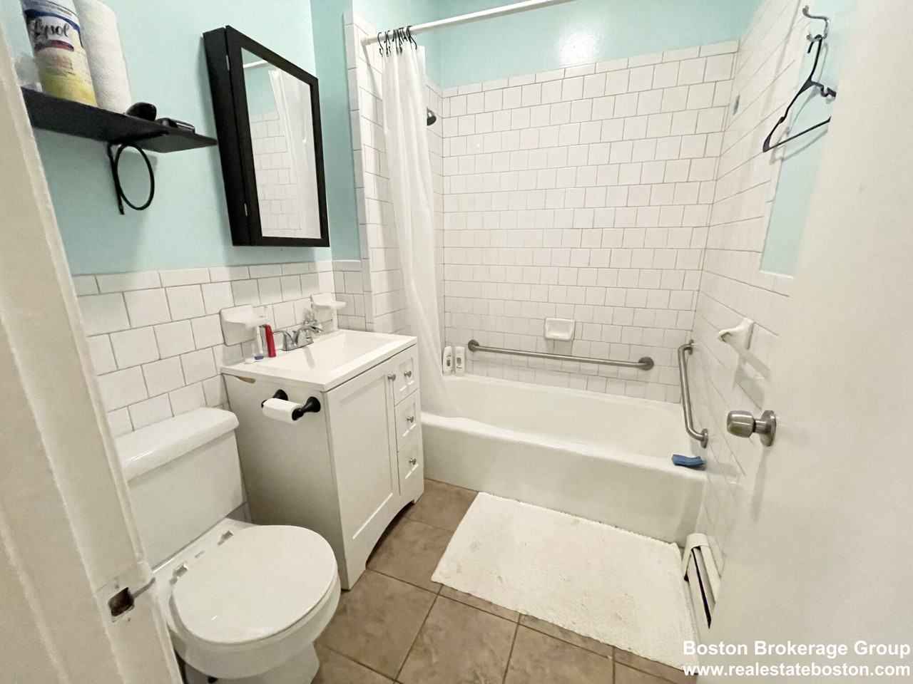 29 Spring Garden St #1 - Photo 6 of 7