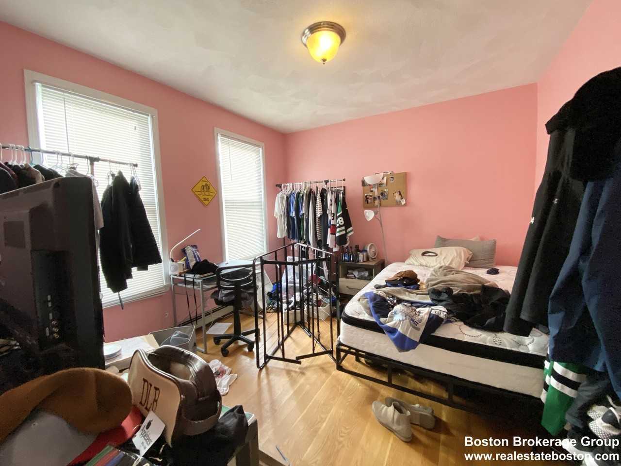 29 Spring Garden St #2 - Photo 7 of 13