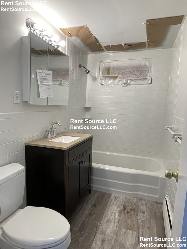 98 Moreland St #1 - Photo 7 of 19