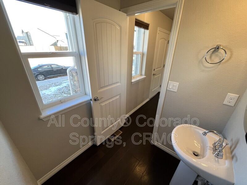 6173 Nash Dr - Photo 6 of 17