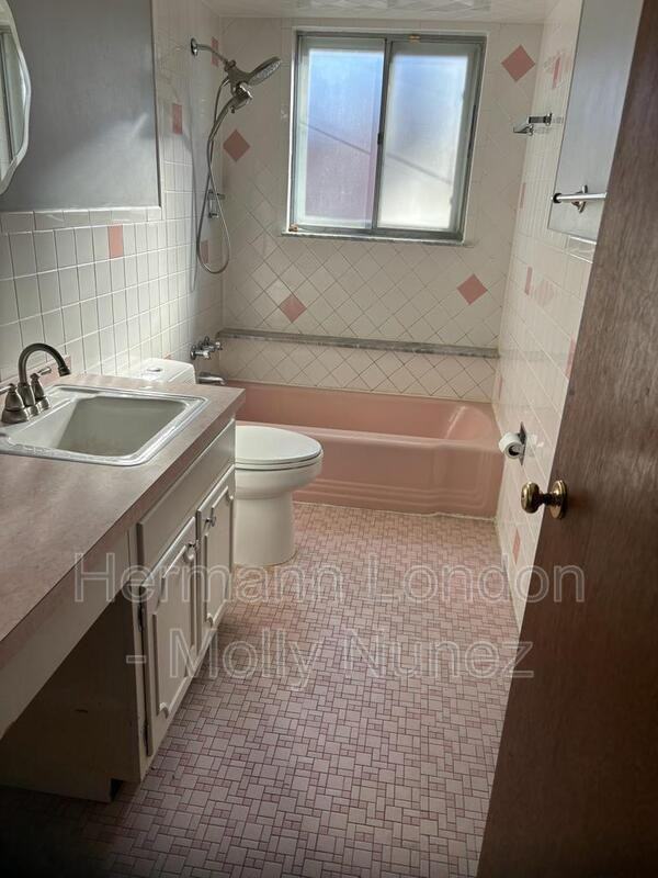 2606 Eltarose Dr - Photo 2 of 14