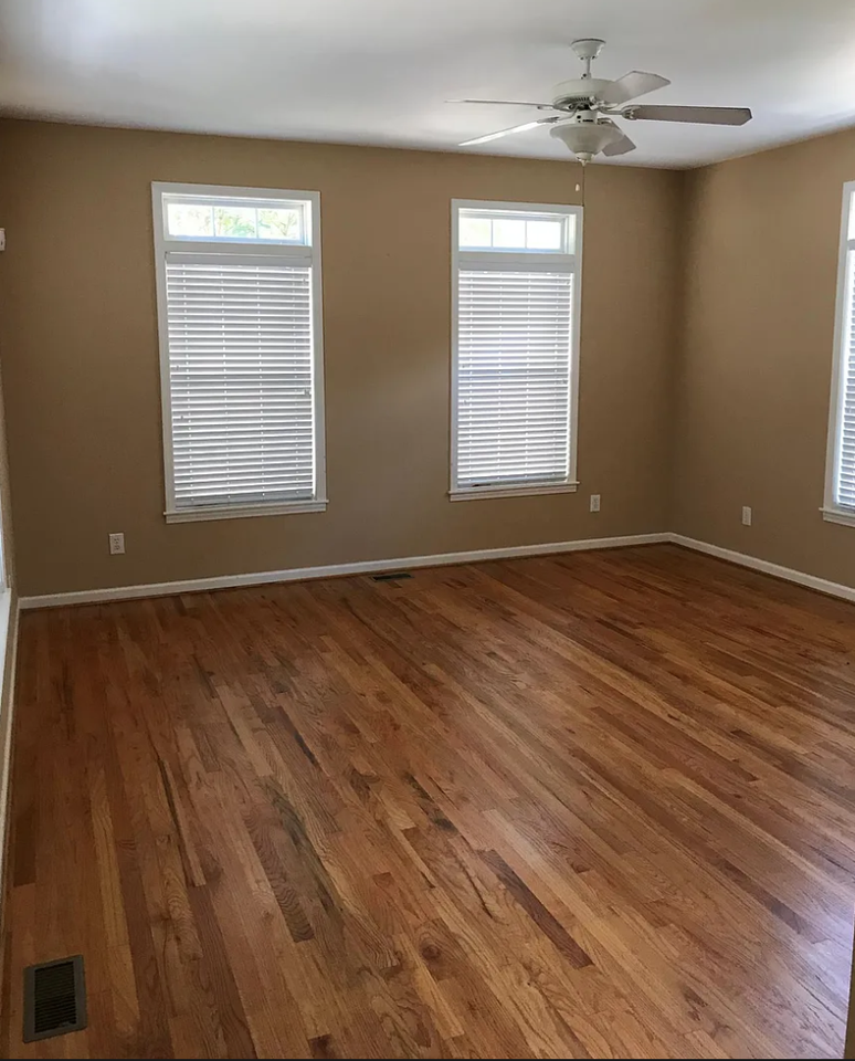 3431 Park St - Photo 2 of 10