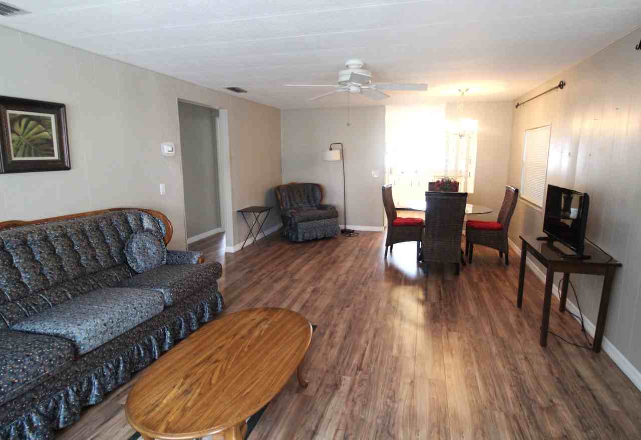 5803 Danbury Ln - Photo 4 of 18